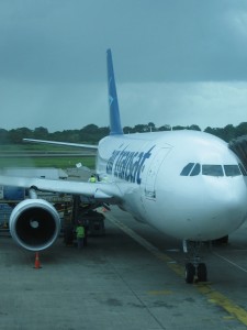 air transat airbus tocumen airport panama