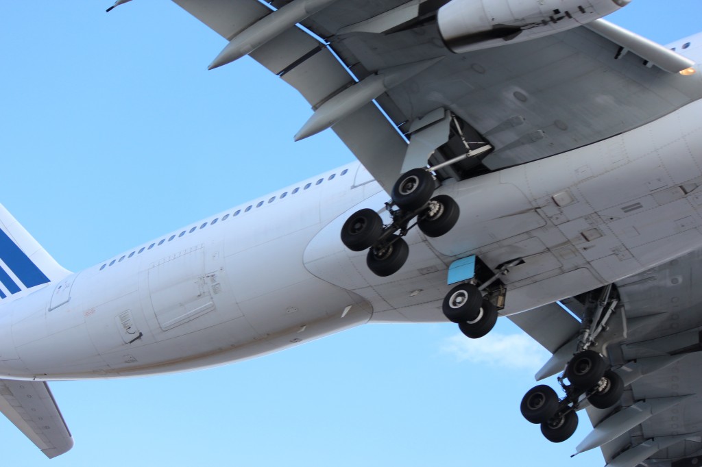 air france boeing 777 toronto pearson international airport