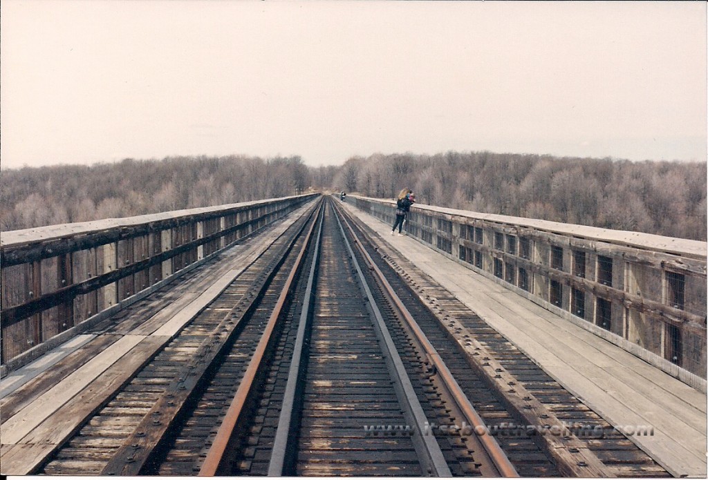 train tracks kinzua bridge pennsylvania