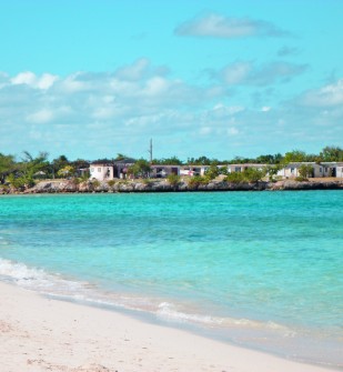 Images of Playa Pesquero in Cuba - It's About Travelling