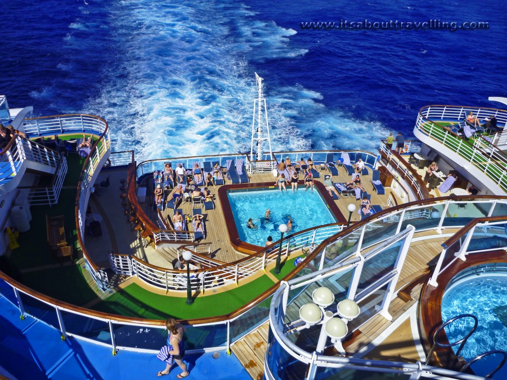 ruby princess riviera deck pool ship aft