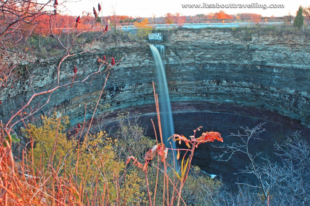 devils punch bowl stoney creek waterfall