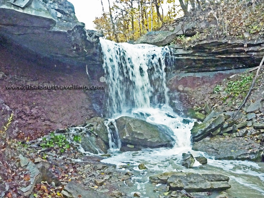 devils punch bowl lower waterfall stoney creek ontario