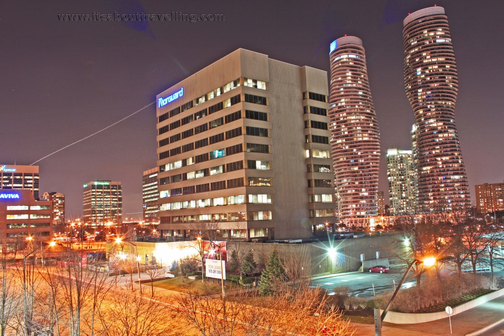 mississauga ontario at night