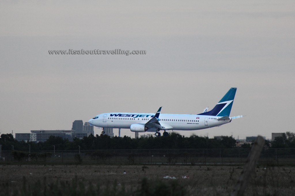 westjet 737-800 toronto pearson yyz