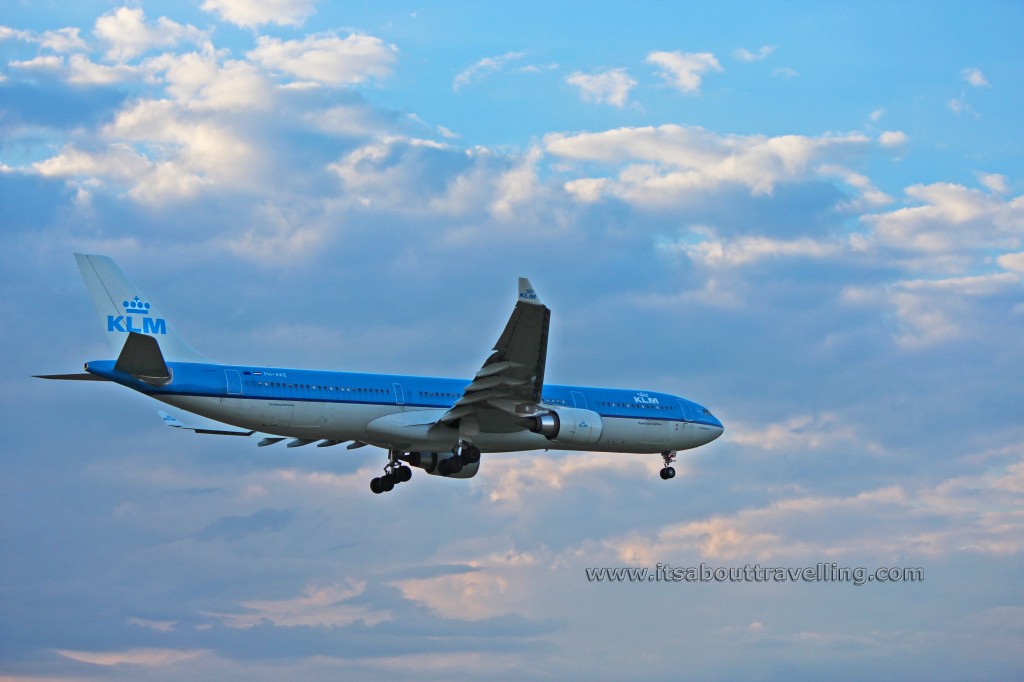 klm airbus a330-303 toronto pearson yyz