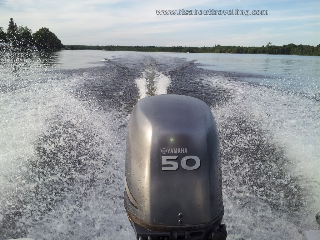 yamaha 50 boat motor wake