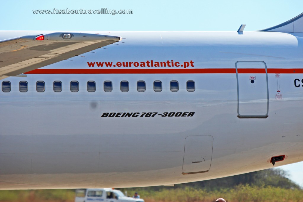 euroatlantic airways boeing 737-3y0er