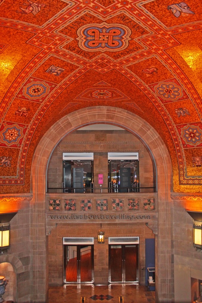 old entrance to rom toronto