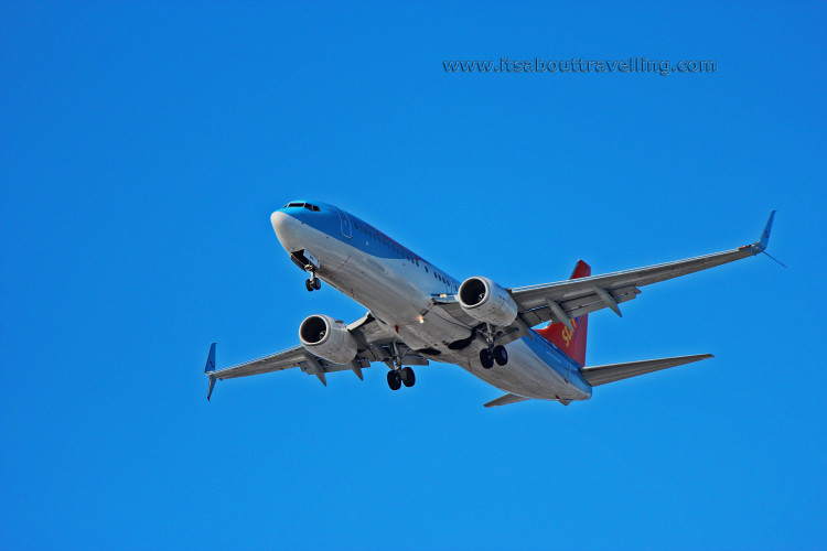 boeing 737-800 sunwing c-fqwk