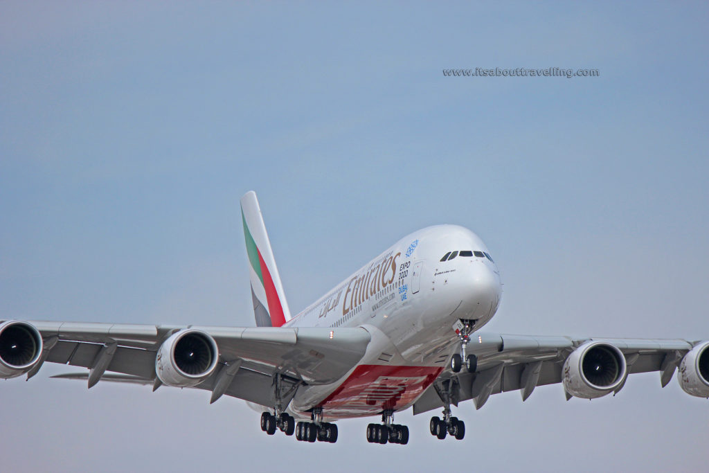 emirates airbus a380 a6-eev toronto pearson yyz