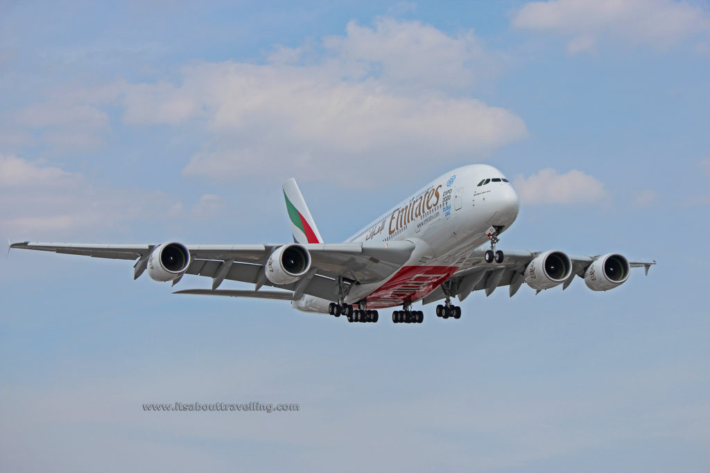 emirates airbus a380 a6-eev toronto pearson yyz