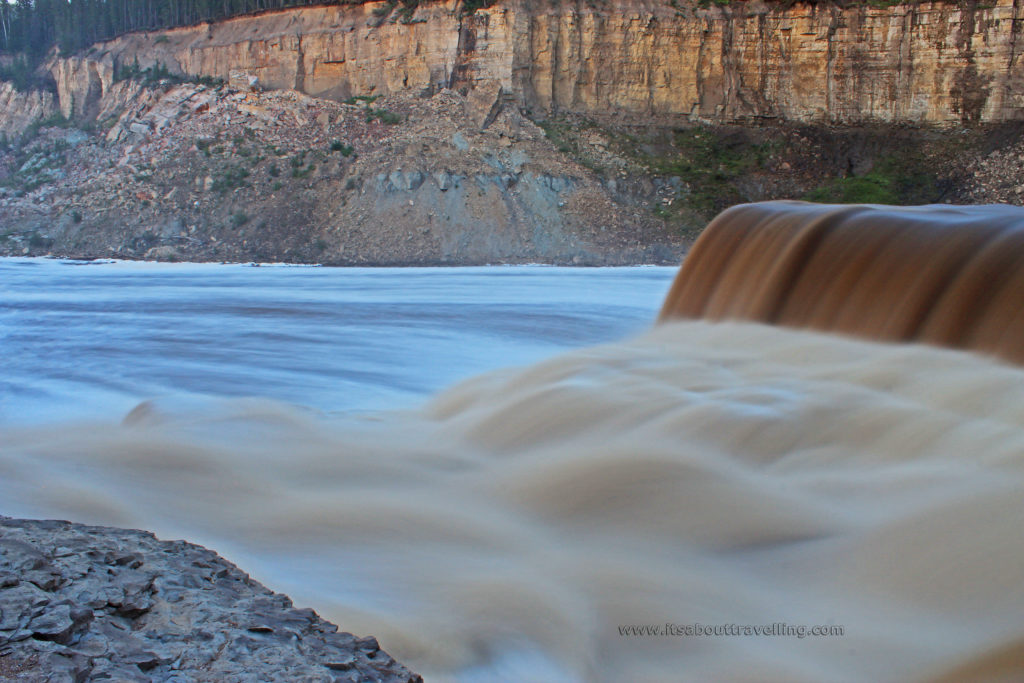 louise falls hay river northwest territories