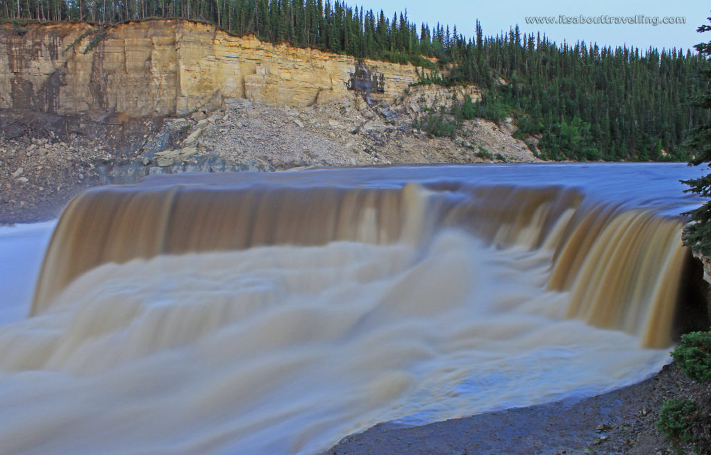 louise falls hay river northwest territories