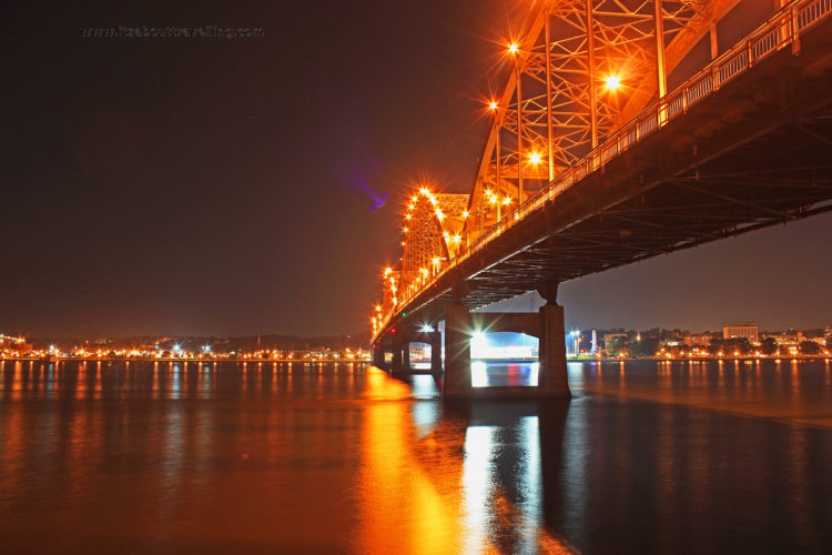 centennial bridge rock island davenport quad cities