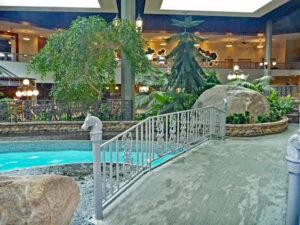 saskatoon inn pool and restaurant area