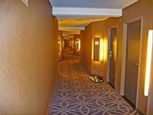 saskatoon inn hallway view