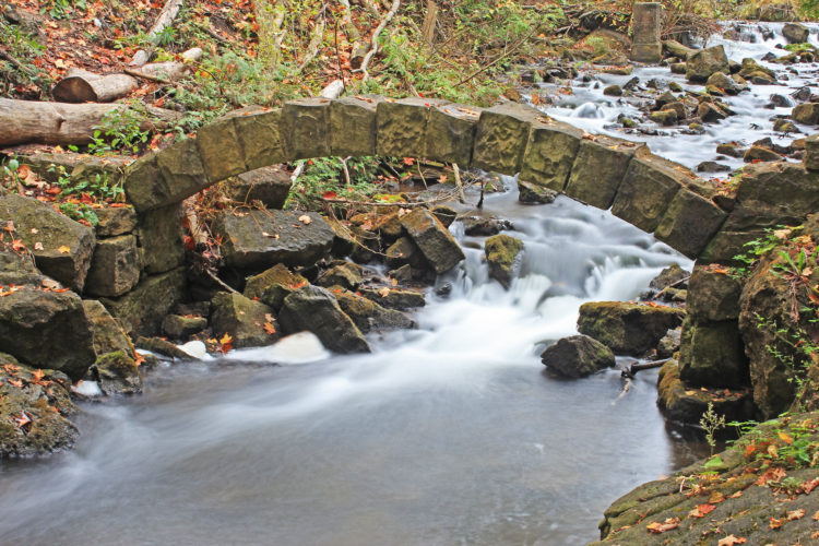 limehouse conservation area stone arch