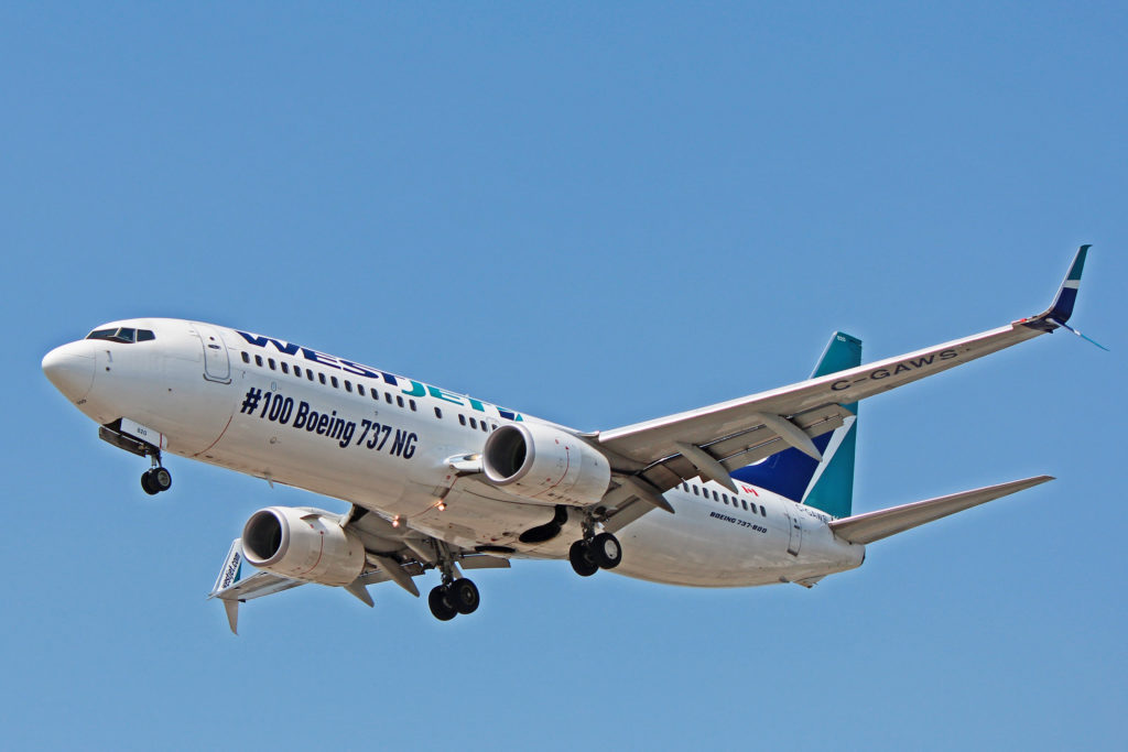 c-gaws westjet boeing 737-800