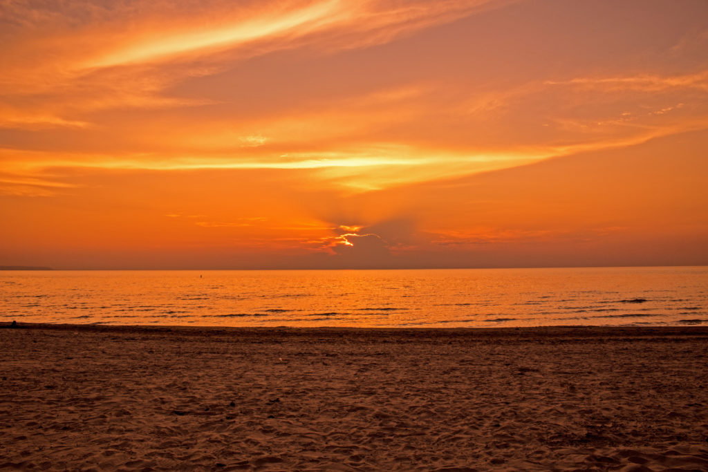 Wasaga Beach Sunset: Photos and Video (+ Rant About Right & Wrong)