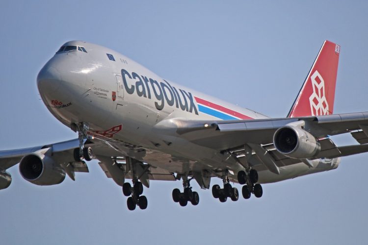 lx-gcl cargolux boeing 747-400f