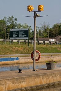 peterborough ontario hydraulic lift lock